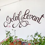 Soleil Levant Lantgård *