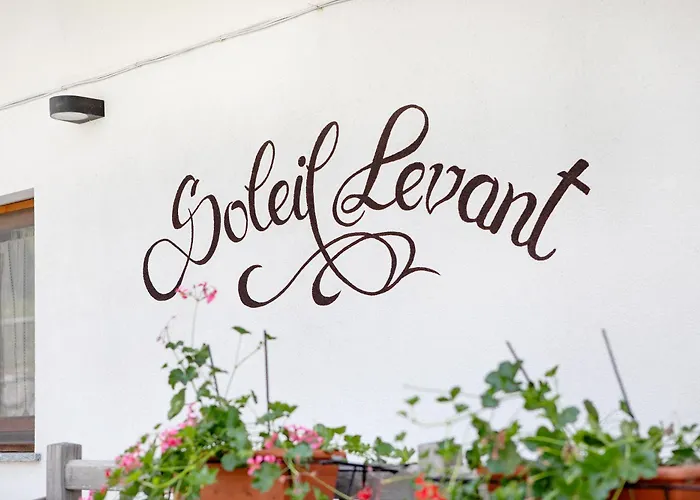 Soleil Levant Farm stay *